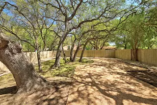 8301 Belclaire Ln, Austin, TX 78748 - Photo 31