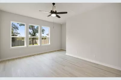 400 Bear Paw Run, Georgetown, TX 78628 - Photo 21