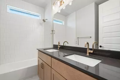 400 Bear Paw Run, Georgetown, TX 78628 - Photo 31