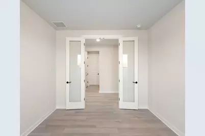 400 Bear Paw Run, Georgetown, TX 78628 - Photo 9