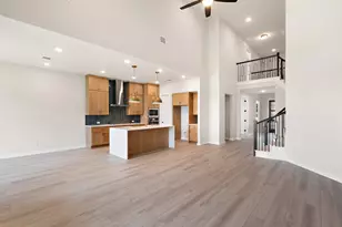 400 Bear Paw Run, Georgetown, TX 78628 - Photo 17