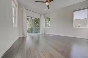 2406 E 16th St, Austin, TX 78702 - Photo 25