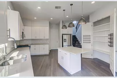 2406 E 16th Street, Austin, TX 78702 - Photo 19