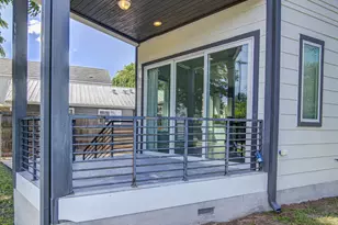 2406 E 16th St, Austin, TX 78702 - Photo 5