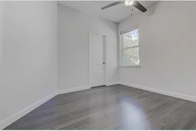 2406 E 16th Street, Austin, TX 78702 - Photo 9