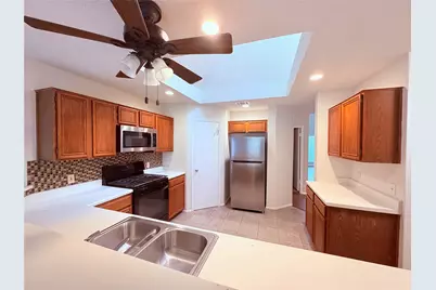 16924 Cactus Blossom Drive, Pflugerville, TX 78660 - Photo 9