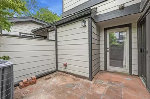 1748 Ohlen Rd, Austin, TX 78757 - Photo 33