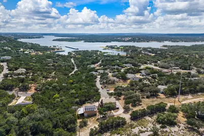 21201 Palomino Cove, Lago Vista, TX 78645 - Photo 37