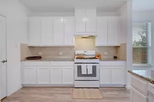 468 Sheepshank Dr, Georgetown, TX 78633 - Photo 11