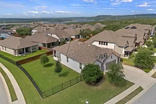 22601 Maidengrass Ln, Lago Vista, TX 78645 - Photo 31
