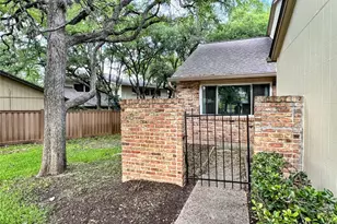 8305 Greenslope Dr, Austin, TX 78759 - Photo 5