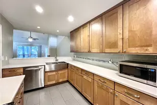 8305 Greenslope Dr, Austin, TX 78759 - Photo 11