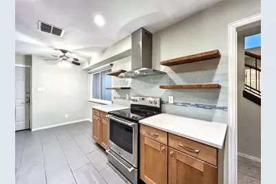 8305 Greenslope Drive, Austin, TX 78759 - Photo 9
