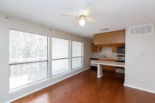 3115 Helms St, Austin, TX 78705 - Photo 3