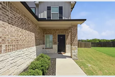 405 W Andover Lane, Uhland, TX 78640 - Photo 3