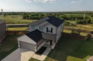 405 W Andover Ln, Uhland, TX 78640 - Photo 37
