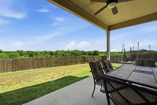 405 W Andover Ln, Uhland, TX 78640 - Photo 29