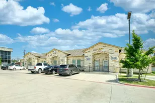 1009 W Pecan St, Pflugerville, TX 78660 - Photo 1