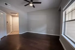 2320 Gracy Farms Ln, Austin, TX 78758 - Photo 3