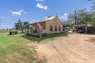 268 Co Rd 476, Thrall, TX 76578 - Photo 1