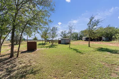 268 County Road 476, Thrall, TX 76578 - Photo 37