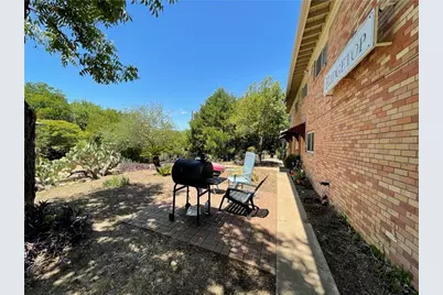 304 E 33rd Street #9, Austin, TX 78705 - Photo 7