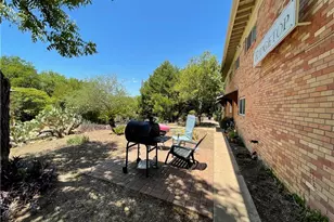 304 E 33rd St, Austin, TX 78705 - Photo 7