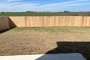 624 Gemsbok Dr, Hutto, TX 78364 - Photo 33