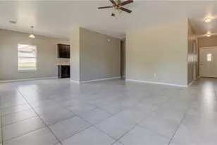 135 Valle Verde Dr, Del Valle, TX 78617 - Photo 5