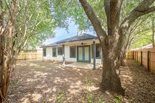 617 Barbara Way, Bastrop, TX 78602 - Photo 33