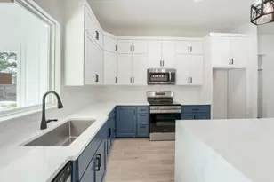 334 Nene Ln, Bastrop, TX 78602 - Photo 11