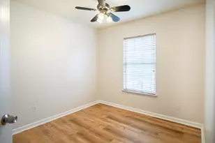 13408 Coomes Dr, Del Valle, TX 78617 - Photo 11