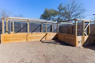 11010 3rd St, Jonestown, TX 78645 - Photo 21