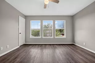 1422 Meadow Pkwy, San Marcos, TX 78666 - Photo 15