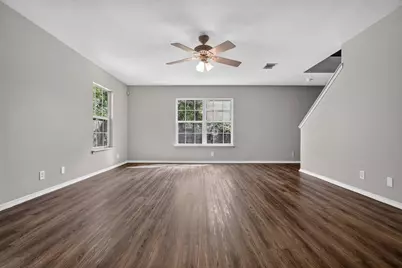 1422 Meadow Parkway, San Marcos, TX 78666 - Photo 5