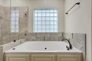 6008 Tributary Ridge Ct, Austin, TX 78759 - Photo 15