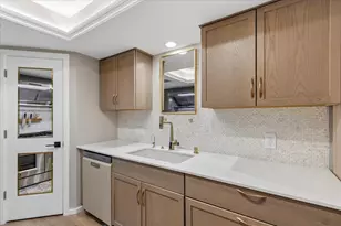 4202 Oak Creek Dr, Austin, TX 78727 - Photo 11