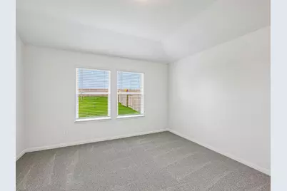 132 Sleep Hollow, Jarrell, TX 76537 - Photo 5