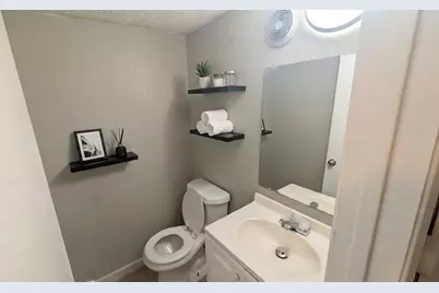 1711 Burton Drive #B, Austin, TX 78741 - Photo 3