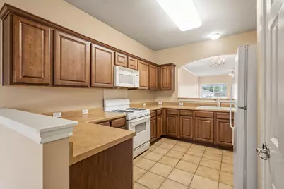 248 Amber Oak Drive, Kyle, TX 78640 - Photo 9