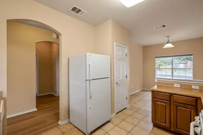 248 Amber Oak Drive, Kyle, TX 78640 - Photo 11