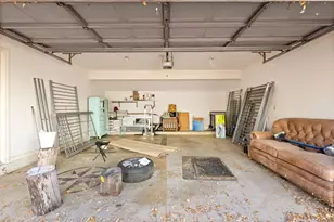 1 Crystal Springs Ct Ct, The Hills, TX 78738 - Photo 31