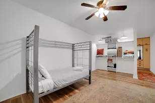 1 Crystal Springs Ct Ct, The Hills, TX 78738 - Photo 21