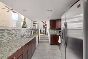 1 Crystal Springs Ct Ct, The Hills, TX 78738 - Photo 11