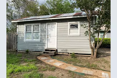 511 Main Street, Martindale, TX 78655 - Photo 7