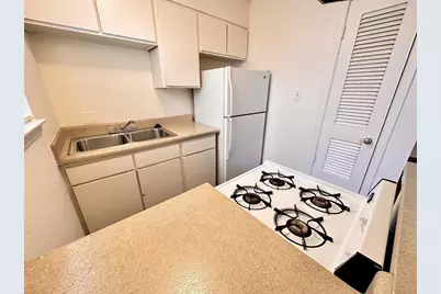 4204 Speedway #103, Austin, TX 78751 - Photo 5