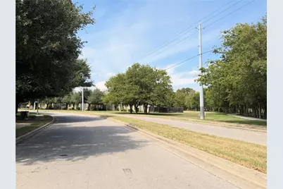 14504 Harris Ridge Boulevard #B, Pflugerville, TX 78660 - Photo 29