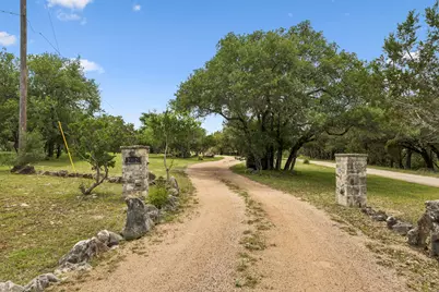 23621 Indian Divide Cove, Spicewood, TX 78669 - Photo 33