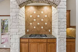 23621 Indian Divide Cove, Spicewood, TX 78669 - Photo 7