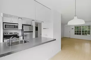 300 Crockett St, Austin, TX 78704 - Photo 17